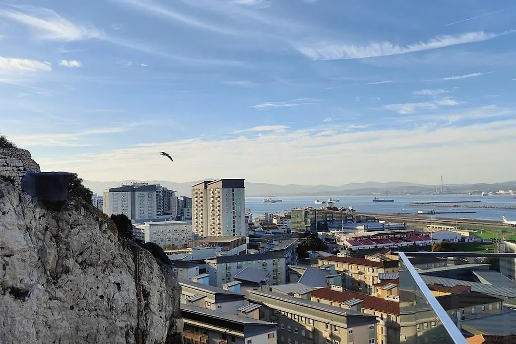 Apartment Luxury Apartment/High Floor/Stunning Views/Parking Gibraltar