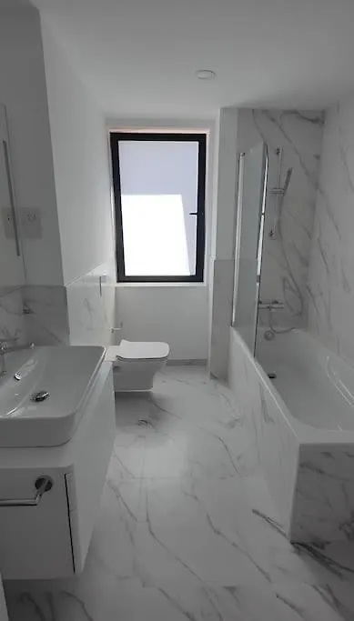 Luxury Apartment/High Floor/Stunning Views/Parking Gibraltar 0*,  Gibraltar